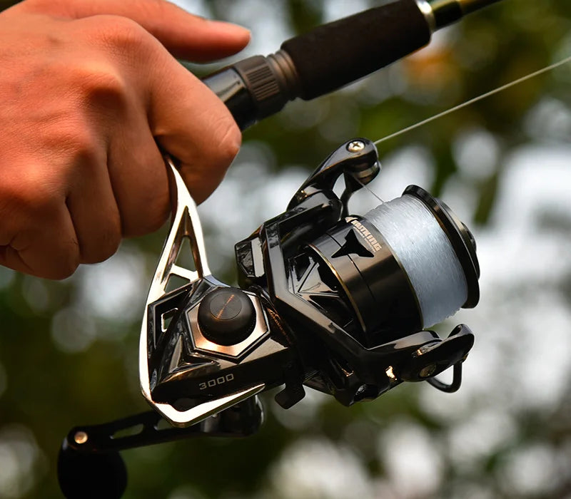 Moulinet Spinning KastKing Megatron — drag 18 kg, 7+1 BB